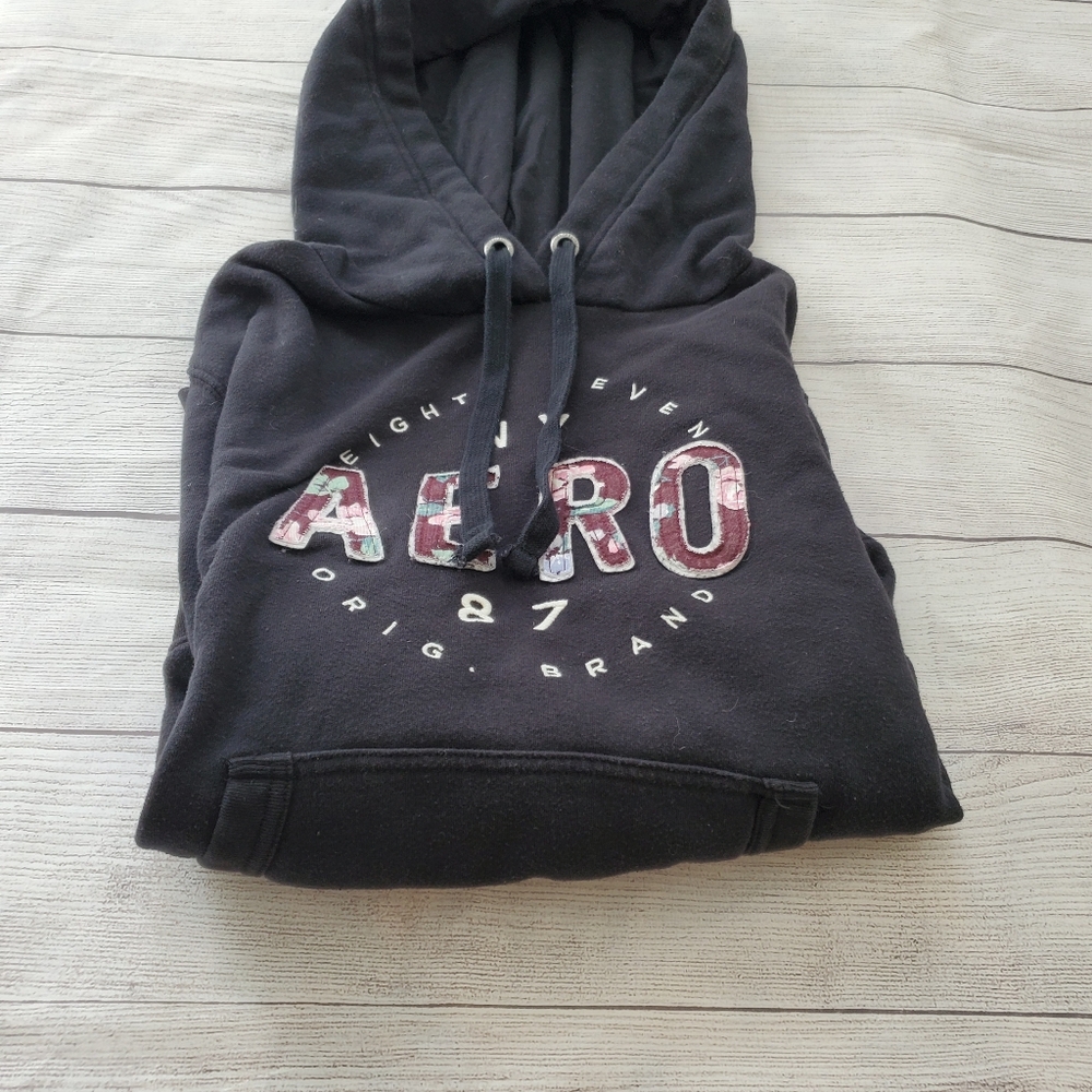 Aeropostale Women's logo black pullover hoodie. Size medium.